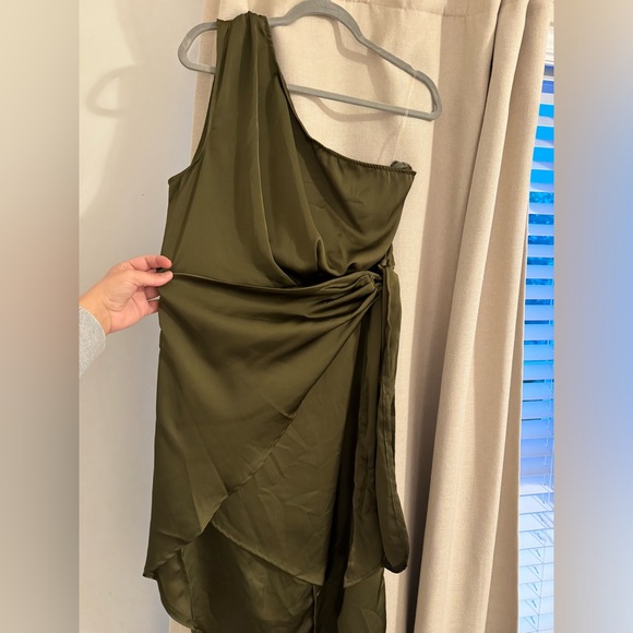 Dark Green One Shoulder Midi Dress - Picture 1 of 4